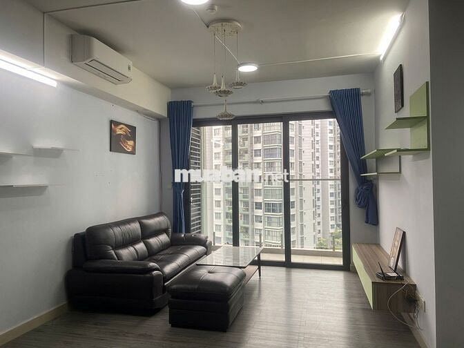 Cho thuê căn Emerald 3PN View hồ sinh thái hướng Đông, có nội thất