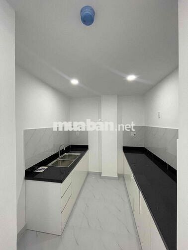 THUÊ NGAY CĂN 85M2 2PN 2WC CÓ RÈM, MIỄN PHÍ QUẢN LÝ 2 NĂM CHỈ 6TR/TH