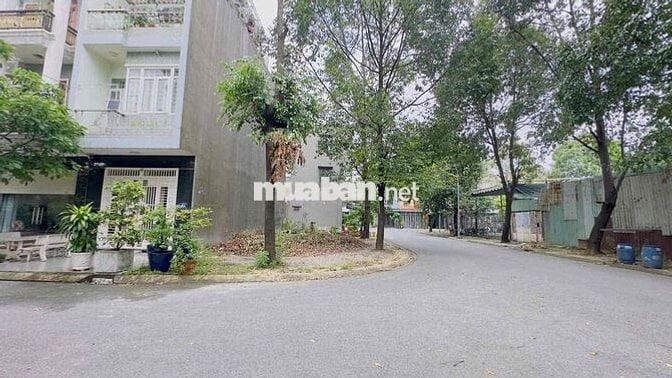 Đất khu Toa Xe gần VinCom Dĩ An, P Dĩ An, Tp Dĩ An.