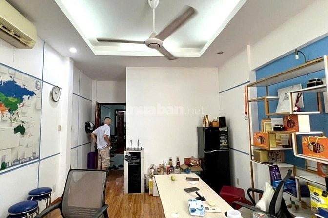 CẦN BÁN NHÀ H3G, 4 LẦU, 76 M2, TẠI CỐNG QUỲNH, QUẬN 1, GIÁ CHỈ 19 TỶ