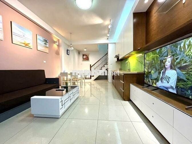 Em Công đang cần bán nhà 5t,47m tại Thanh Bình,HĐ , ngõ to chỉ 8t