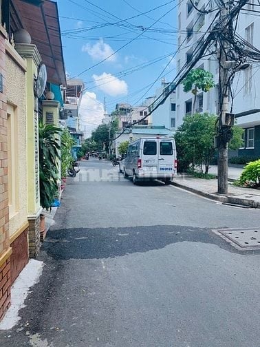 Cho thuê nhà Nguyên Căn – Hẻm 8m – 343 Tô Hiến Thành, Q.10