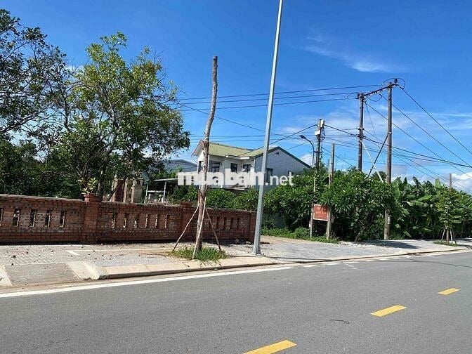 Bán nhà 2T Bùi Thị Xuân mát mẻ cạnh Sông Hương không lụt