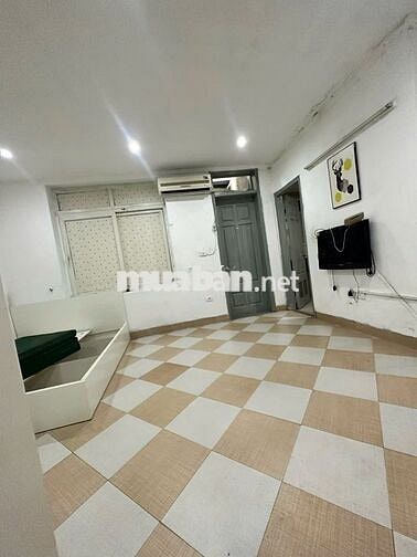 Phòng trọ ở số 350 đường bưởi gần đại học gtvt