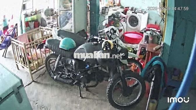 Xe win cafe racer tracker