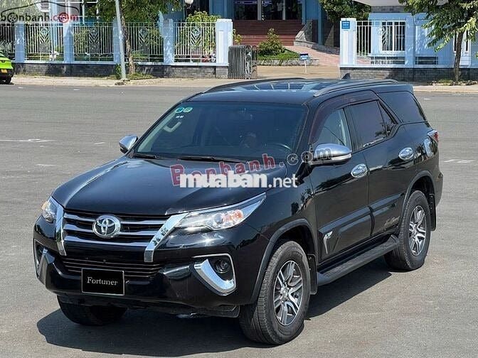 TOYOTA FORTUNER 2.7V AT – đời 2017