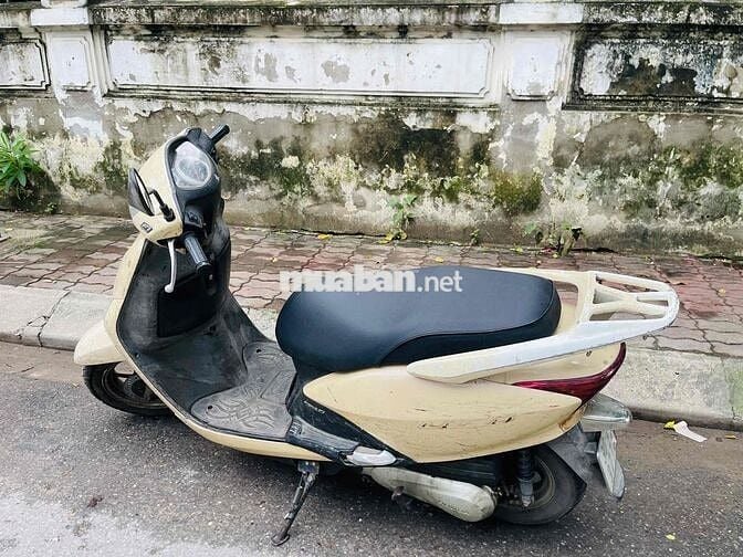 xe Ga Honda Lead máy êm du,biển Hà Nội