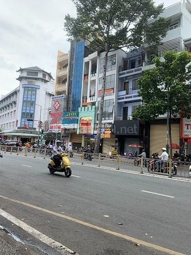 Cho thuê nhà Nguyên Căn - Góc 2MT Trần Hưng Đạo, P.7, Q.5 - 5 tầng