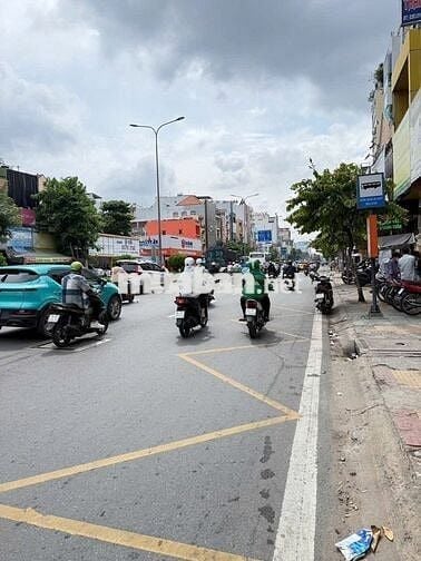 MTKD đường Cộng Hòa dtích đất 18m2 đúc thật 1 lầu, P13, Q.Tân Bình