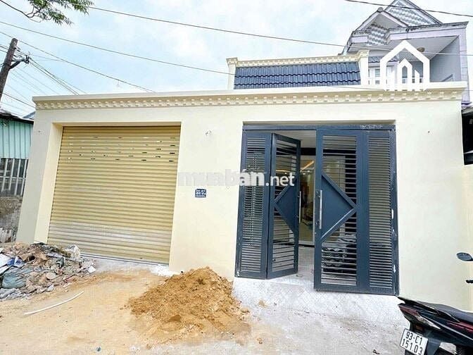 CẦN SANG LẠI HỢP ĐỒNG BIỆT THỰ MINI CÓ SÂN ĐỂ OTO THỚI TAM THÔN, HM