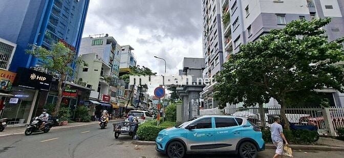 3 tầng MẶT TIỀN ĐƯỜNG ngã 4 Nguyễn Thông ra CMT8 Q3
3 tầng ngang 7met