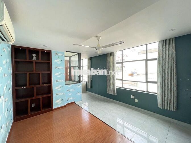 CHÍNH CHỦ CHO THUÊ PHÒNG CỬA SỔ LỚN SIÊU THOÁNG NGAY NGÃ TƯ BẢY HIỀN
