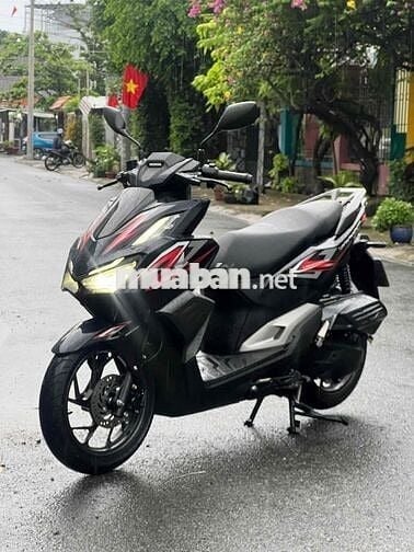 Honda Vario 160 2023 BSTP ( Odo 2000km )