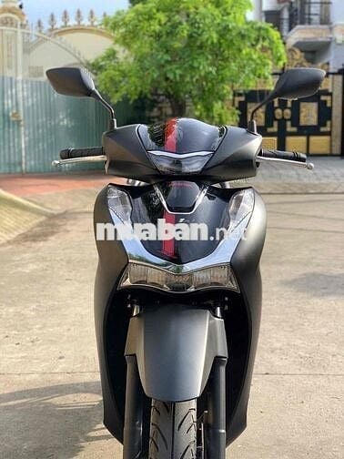 Xe SH 2023 ABS 125c màu đen nhám siêu ken mới 98 %