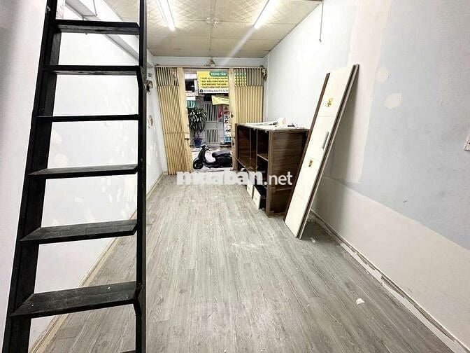 MẶT BẰNG VỪA Ở VỪA KINH DOANH 50M2 + GÁC NGAY CHỢ HOÀNG HOA THÁM TB