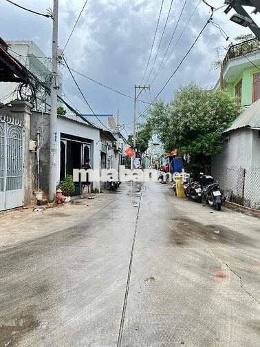 BÁN NHÀ ĐẸP 88m2 - 2 MẶT TIỀN TRƯỚC SAU - Sổ Hồng Riêng - Chỉ 4,7 Tỷ