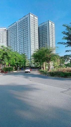 Tôi cần bán nền đất 100m2- 44Tr/m2  KDC 13E Intresco cách Intella 200m