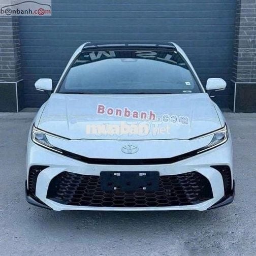 Toyota Camry 2.0Q 2025