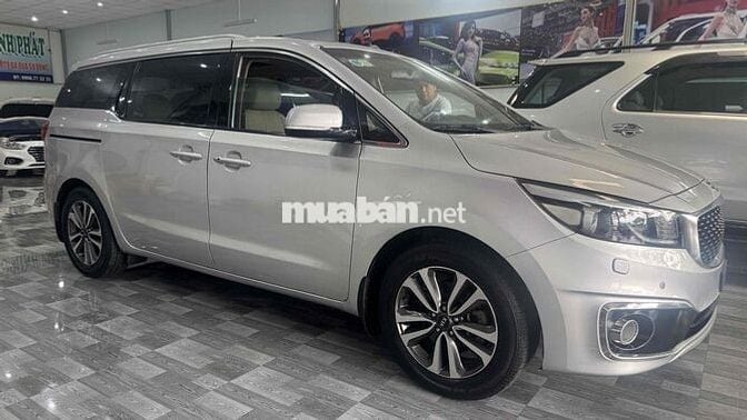 Kia Sedona 2017 2.2 DATH full dầu xe đẹp