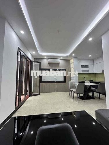 Tô Vĩnh Diện Lô góc, Nhà Đẹp, Cách oto 20m, DT 40m x 5 tầng