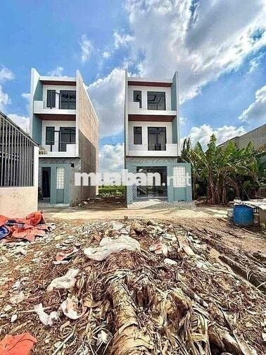 nhà mới xây cần tiền bán lỗ nhà sổ hồng riêng gần Bình Chánh