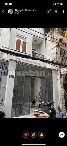 Cần bán nhà sát mặt tiền đường cmt8, gần ga xe metro số 2.