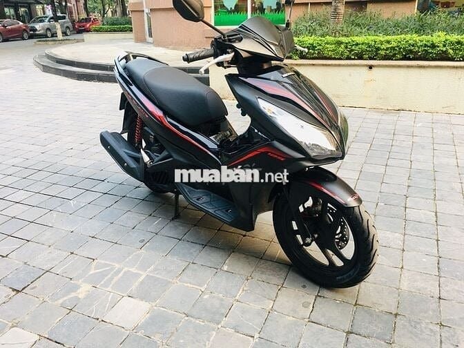 HONDA AIR BLADE 125 FI BẢN ĐEN SẦN CHÍNH CHỦ 2017