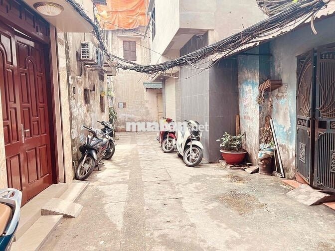 Bán nhà phố Bạch Mai - Ngõ thoáng rộng - 30m2 - 4 tầng. Giá: 4,65 tỷ