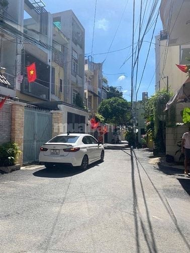 77m2! Bán nhà 4 tầng Phan Đăng Lưu, P1. Ngay ngã tư PN, Phan Xích Long