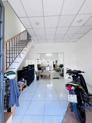 Diện Bự Chảng - Quận 8 - 90m2 - 4 phòng - Hiện Hữu - chỉ 4ty65