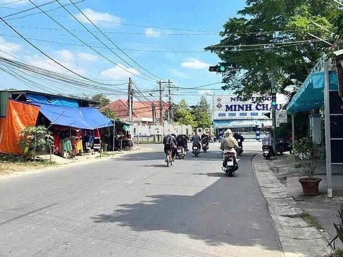 HIẾM CÓ ĐẤT THỔ CƯ 12x60Mét NGAY TRUNG TÂM GIÁO DỤC & ĂN UỐNG GÒ DẦU