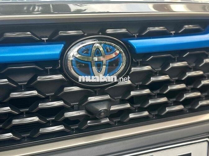 Siêu phẩm mới về Toyota Corolla Cross Hybris's
