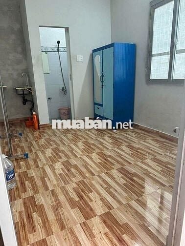 PHÒNG 2.9tr - CÓ CỬA SỔ - SÁT BAN CÔNG - DƯƠNG QUẢNG HÀM GÒ VẤP