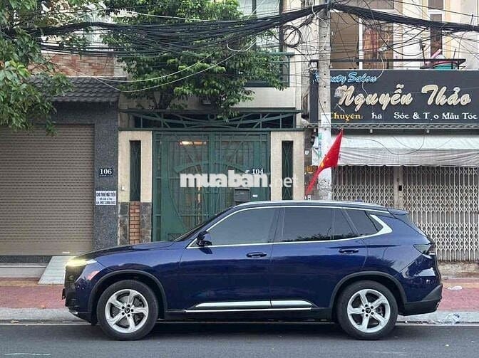 VinFast Lux SA2.0 2021 Plus 2.0 AT - 29500 km