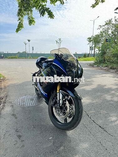 suzuki 1000cc