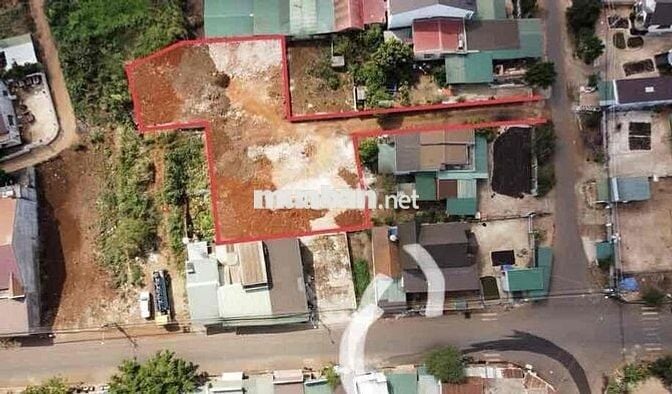 1500m2 ĐẤT THỔ CƯ HẺM 451 CÁCH ĐƯỜNG CHÍNH YMOAN CHỈ 20M