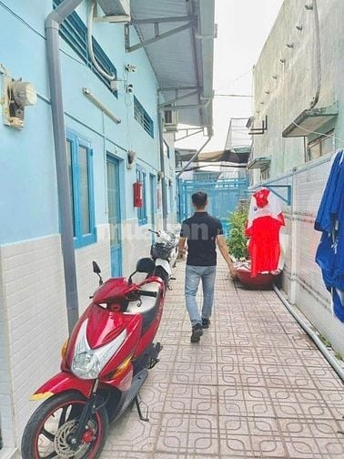 Cần tiền bán gấp dãy trọ 6 phòng đang thu nhập ổn định giá 820 triệu