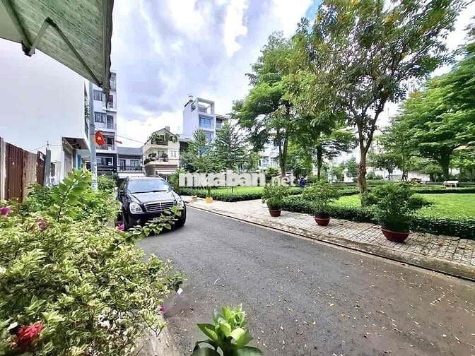 Bán Nhà KDC View Công Viên 105m2(6x17.5), 3 Tầng Tạ Quang Bửu Quận 8
