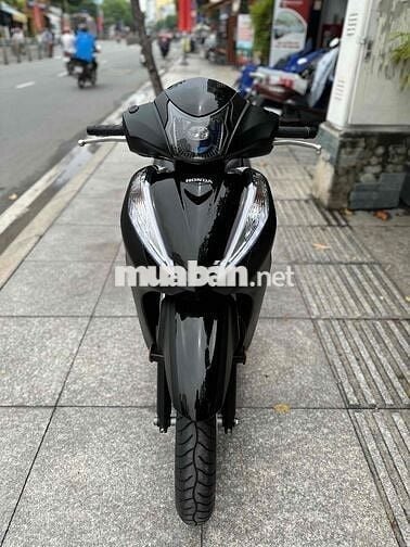 sh 300i 2020 chữ T black total bstp ngây chủ