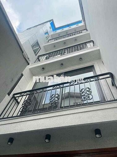❌PHÚC LỢI DT 42/50M x 4M MT X 5 TẦNG FULL NỘI THẤT❌