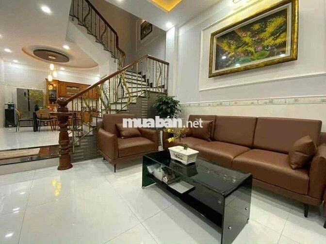 nhà full Nội Thất 3 lầu 4pn 4wc sân thượng, hẻm xe tải