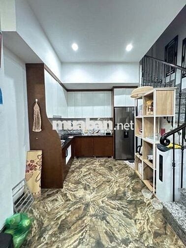 Bạn em cần bán nhà 5t,40m tại Phố Lụa,HĐ ngõ thoáng ,ô tô đỗ chỉ 7t