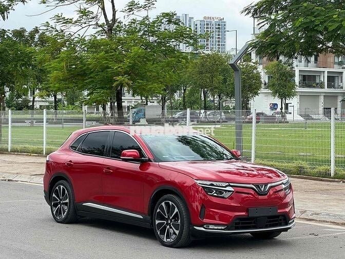 VF8 Plus 2022 GF Mua Pin Sdi đi 25.000km