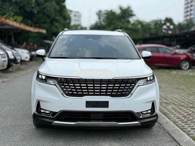 Kia Carnival 2024 Signature 2.2D - 40000 km