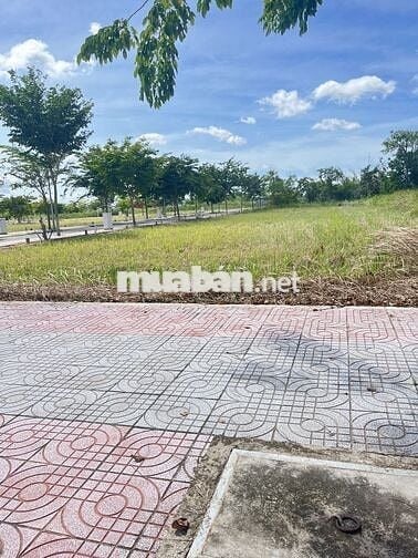 Đất đẹp, mặt tiền vành đai 4 full thổ cư sổ sẵn công chứng ngay