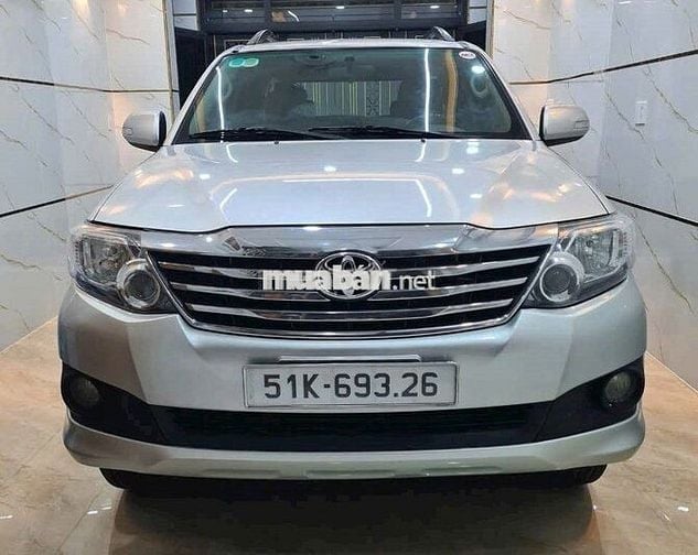 TOYOTA FORTUNER V 2013, TỰ ĐỘNG, 2 CẦU, MÁY XĂNG