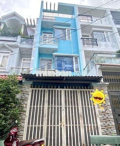 Nhà 4 phòng ngủ+sân thượng.gần chợ Bình Thành