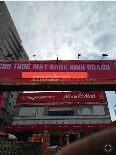 CHO THUÊ MẶT BẰNG ĐƯỜNG GIẢI PHÒNG MẶT TIỀN VÀ VỈA HÈ RỘNG