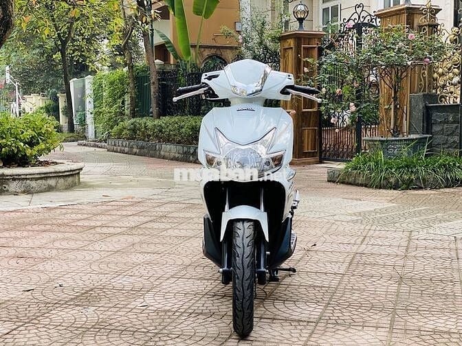 HONDA AIR BLADE 110 FI MÀU TRẮNG NGUYÊN ZIN 2011