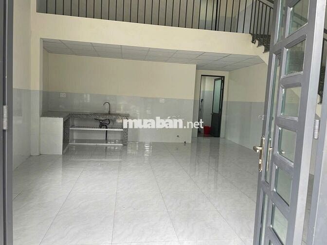 Nhà Hiệp Thành 1, Thủ Dầu Một Góc 2 mặt tiền sạch đẹp, giá 5.5 triệu